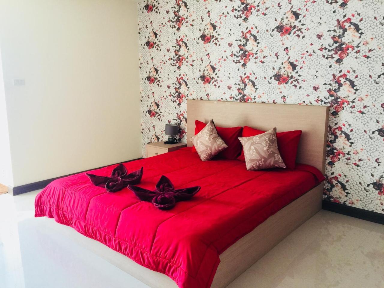 Thani Residence Чонбури Екстериор снимка