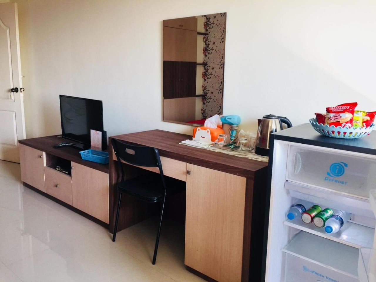 Thani Residence Чонбури Екстериор снимка