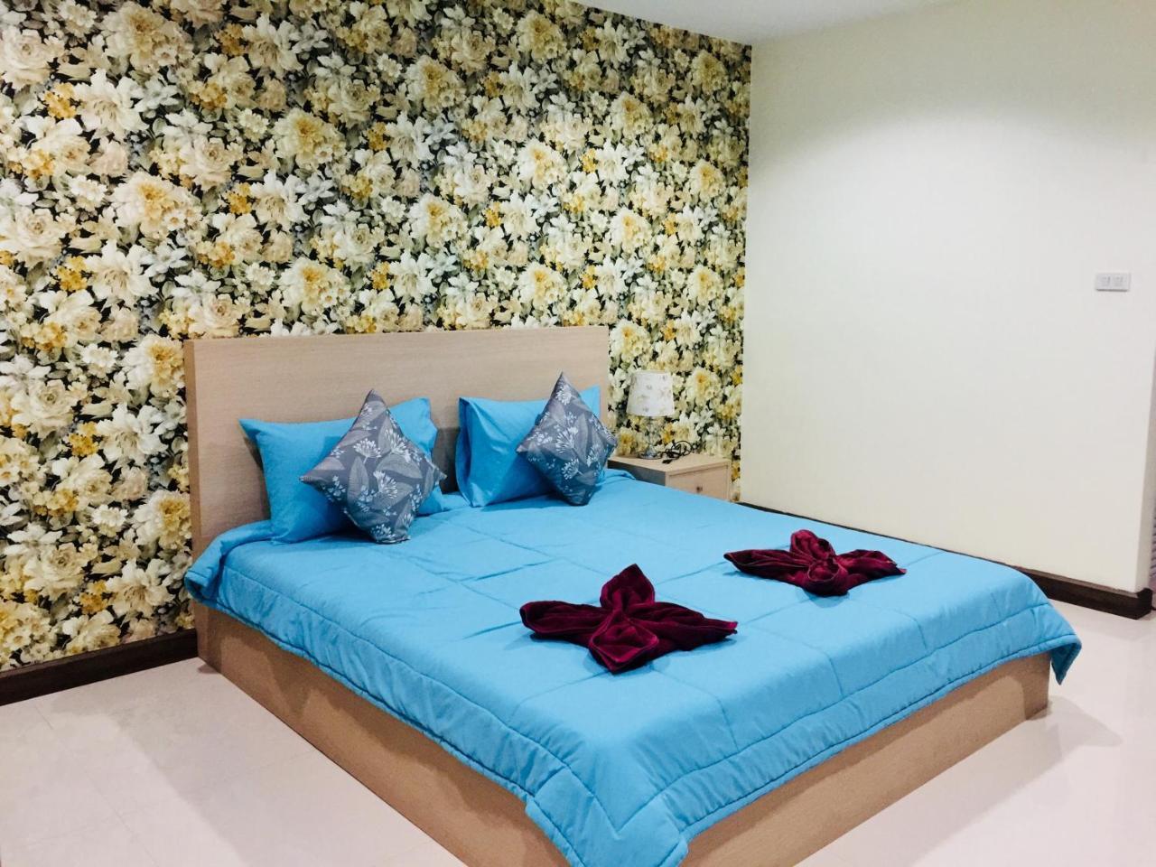 Thani Residence Чонбури Екстериор снимка